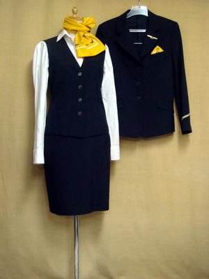 ルフトハンザドイツ航空客室乗務員の制服