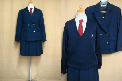 熊本学園大学付属高等学校の制服